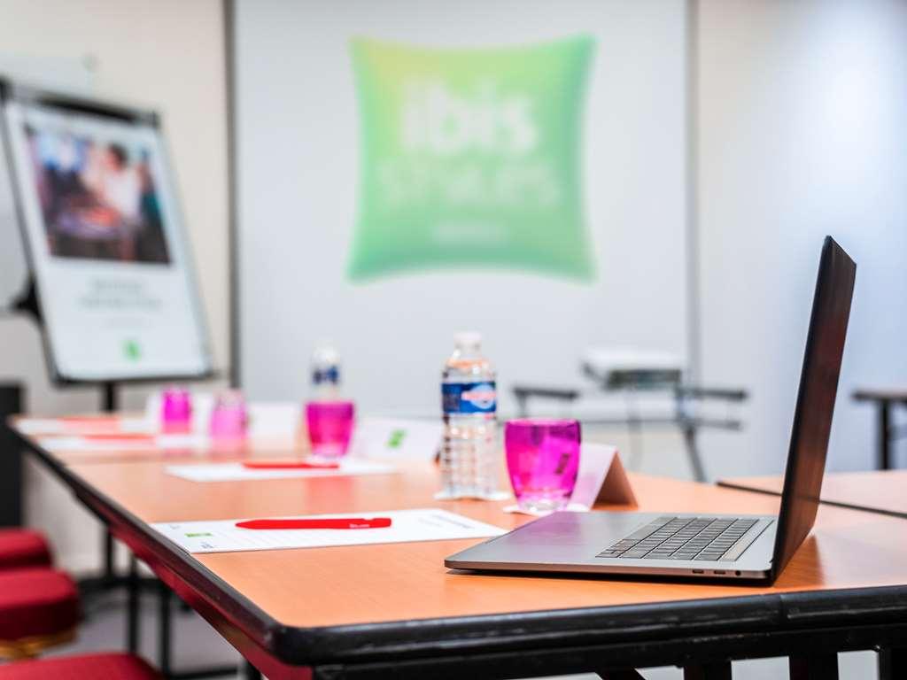 Hotel Ibis Styles Beauvais Facilidades foto